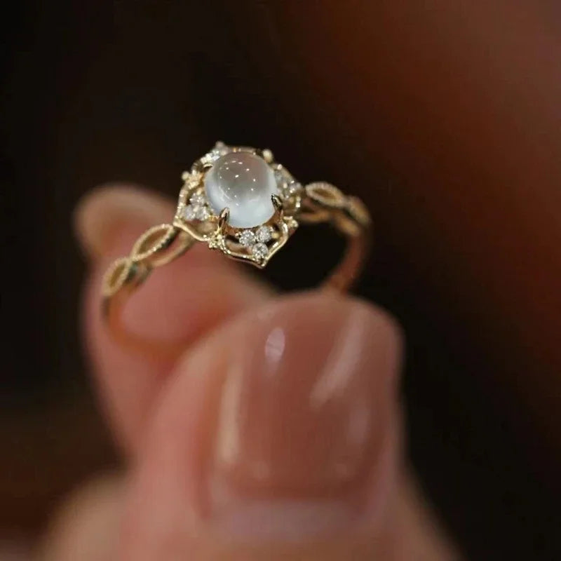 Mathilda Moon Stone -Ring-Westeryn