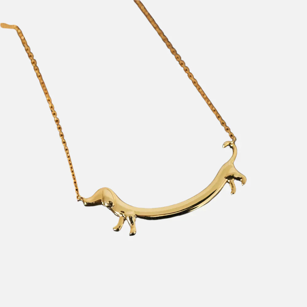 LILOU – Elegant Dachshund Necklace in Stylish Gold Look