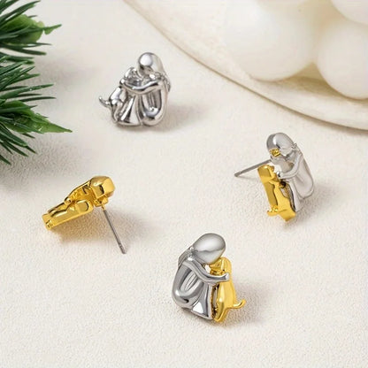 NURI – Elegant Bicolor Hugging Stud Earrings in Silver & Gold for a Stylish Look