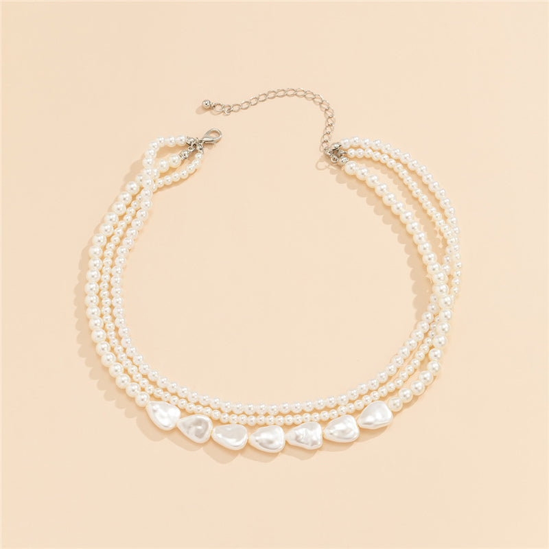 White Stones and Pearl Necklace in Gold-Westeryn