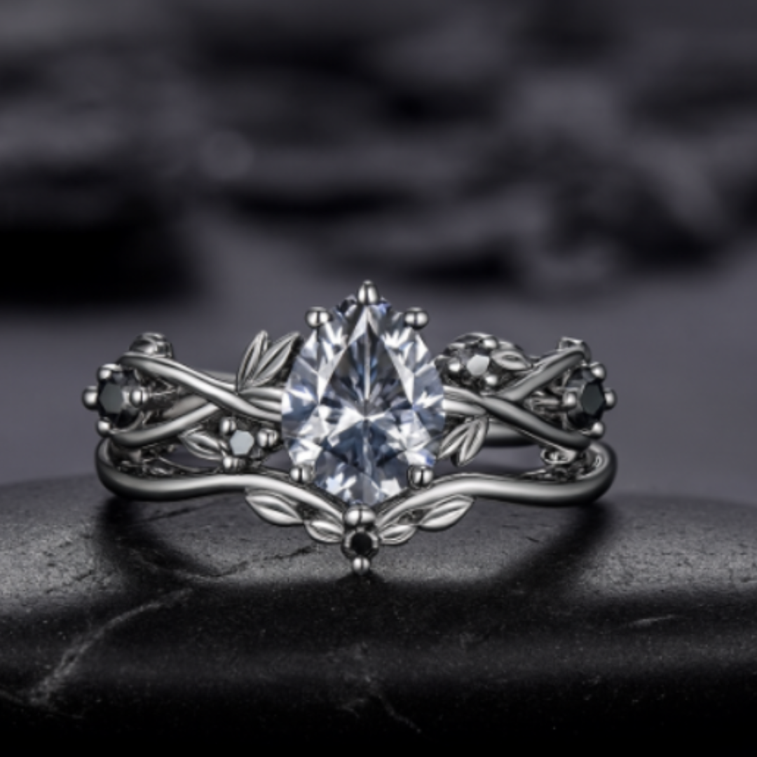 Doretta Moon Stone-Ring-Westeryn