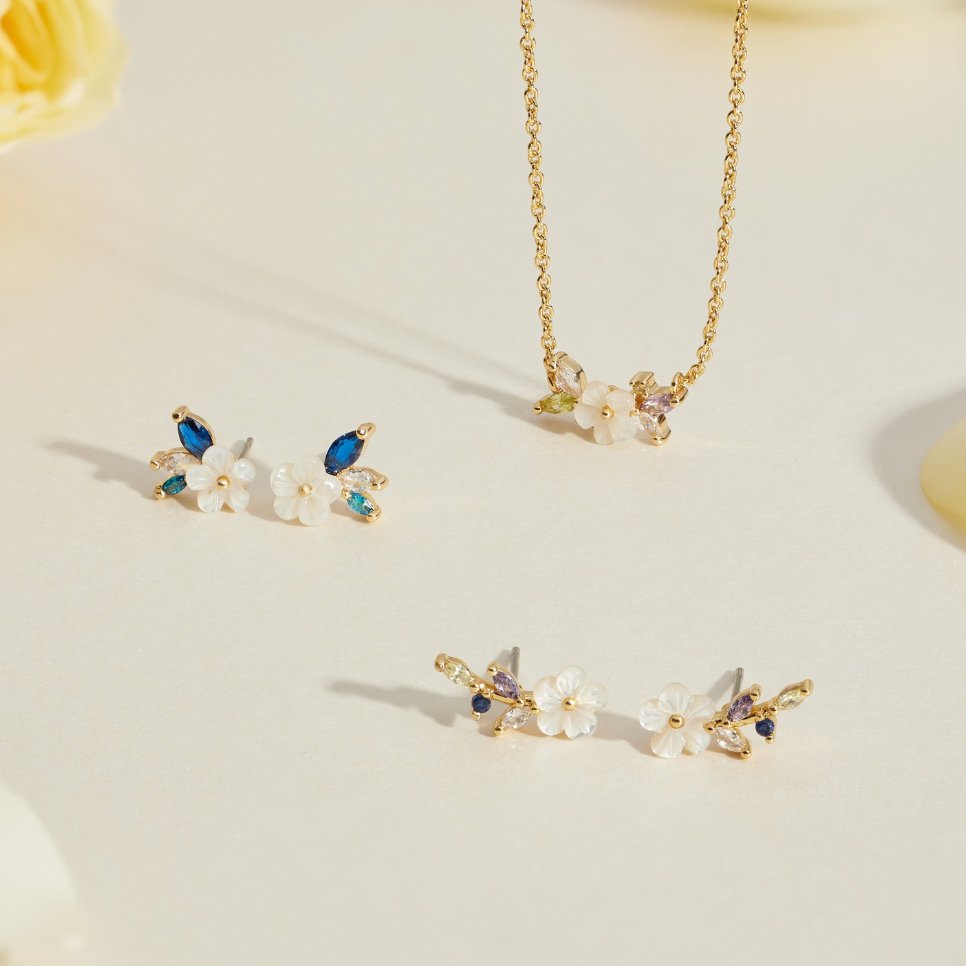 Crystal White Flower Earrings-Westeryn