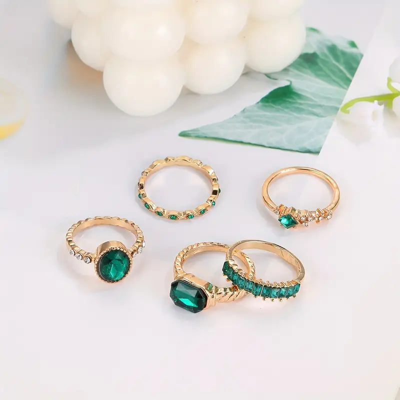 Zarina Exquisite Emerald Gold Ring Set-Westeryn