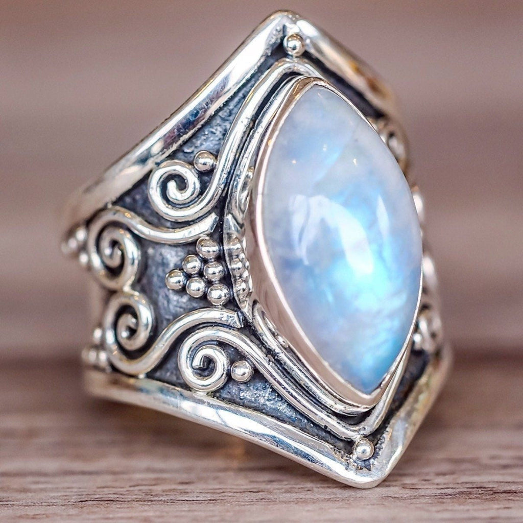 Moonstone Ring-Westeryn