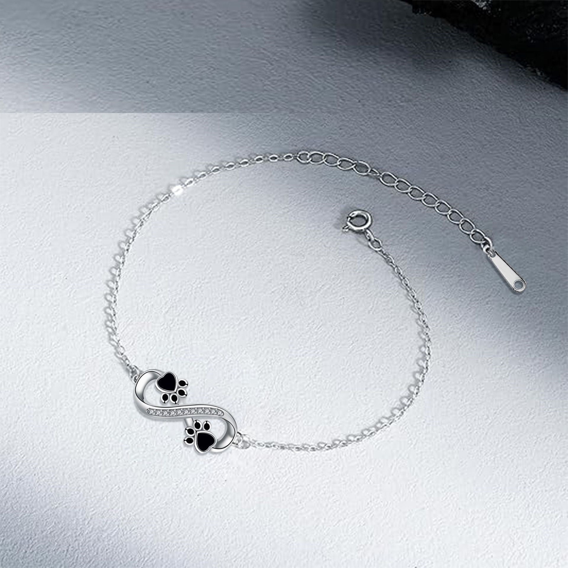 Endless Paw Charm Bracelet-Westeryn