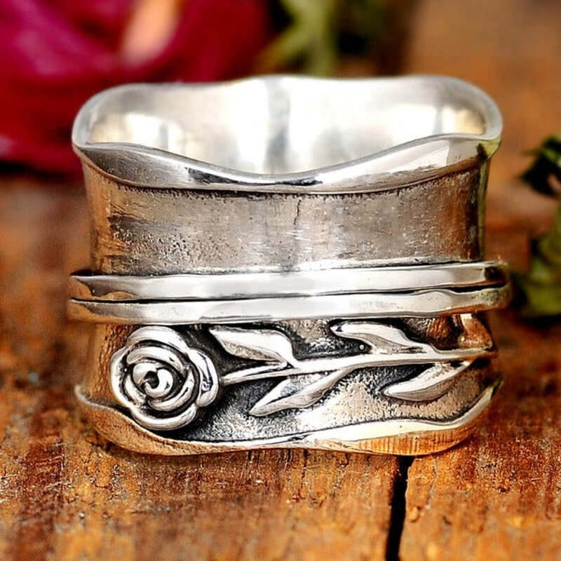 Vintage Silver Flower Ring-Westeryn