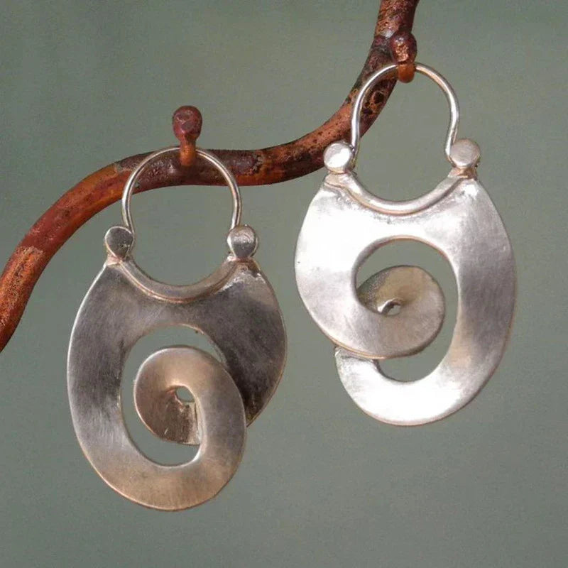 Antique Irregular Form Earrings | White Gold-Westeryn