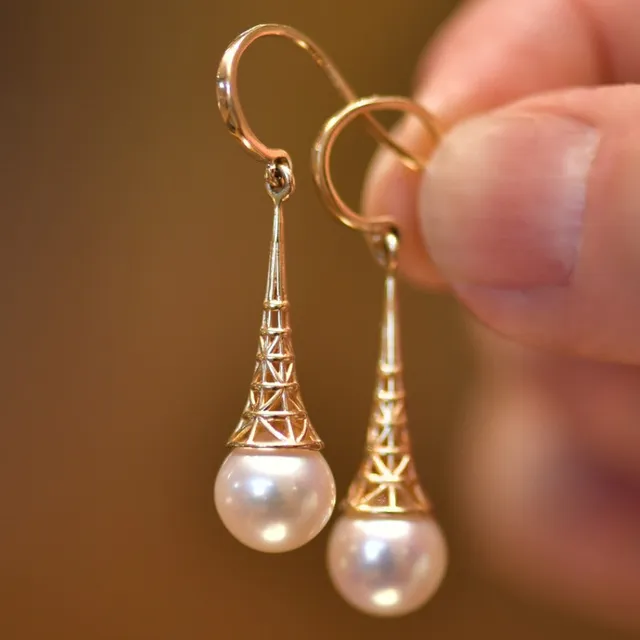 Vintage Pearl Earrings in Gold-Westeryn