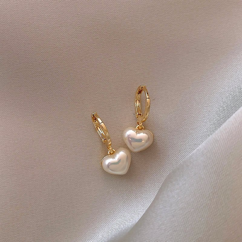 Elegant Pearl Heart Earrings-Westeryn