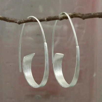 Vintage Spiral Earrings | White Gold