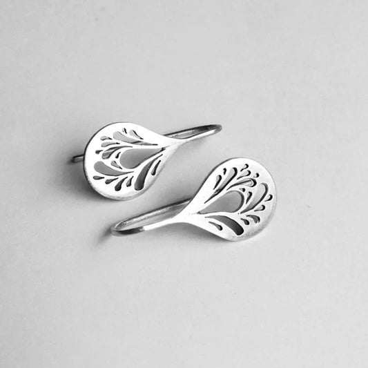 Antique Hollow Drop Earrings | White Gold