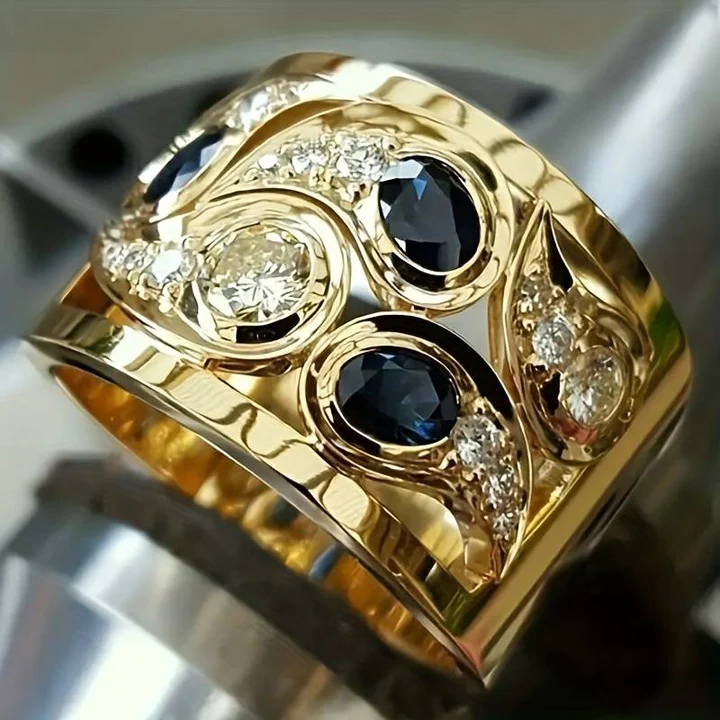 Radiance - Vintage Blue Crystal Ring