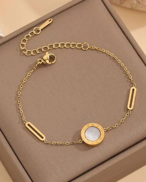 Belinda Moonstone Bracelet-Westeryn