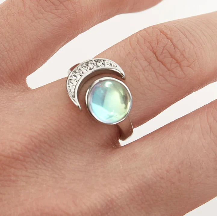 Half Moon Moonstone-Westeryn