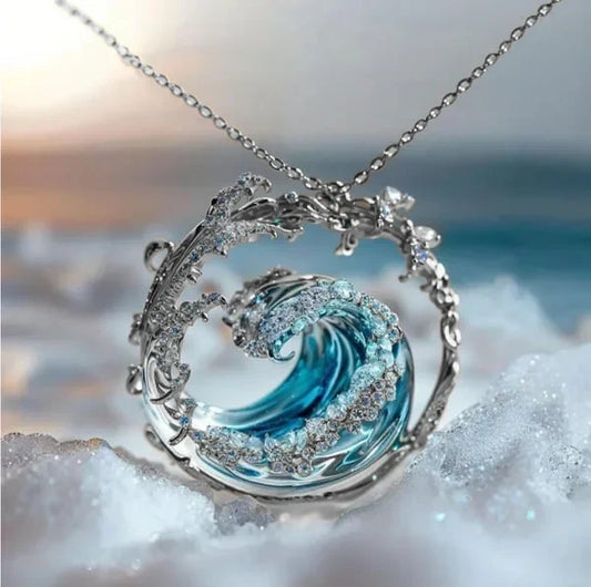 Azure Pledge Necklace | White Gold