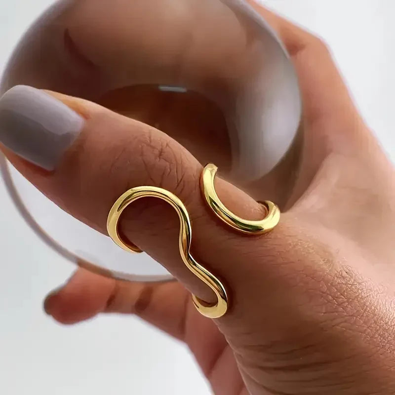 Irregular Wavy Ring | Gold-Westeryn