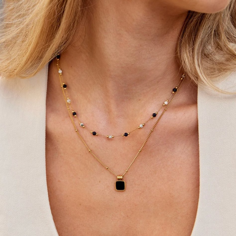 Midnight Chic Collar