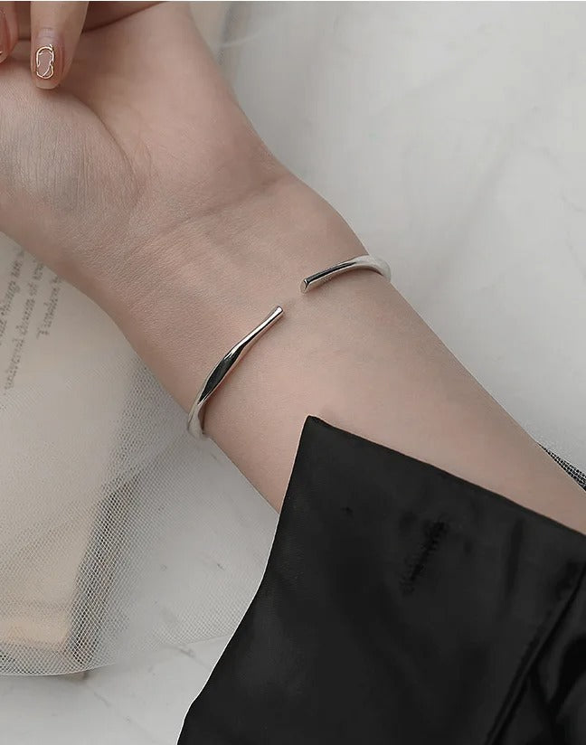 Thick Adjustable Irregular Silver Bracelet-Westeryn